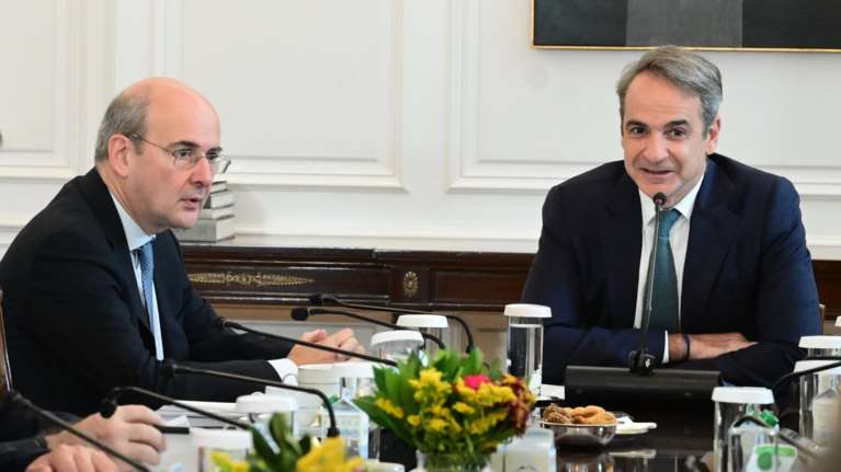 Έκτακτη σύσκεψη στο Μέγαρο Μαξίμου για τις πληρωμές των αγροτών - Αναμένονται ανακοινώσεις