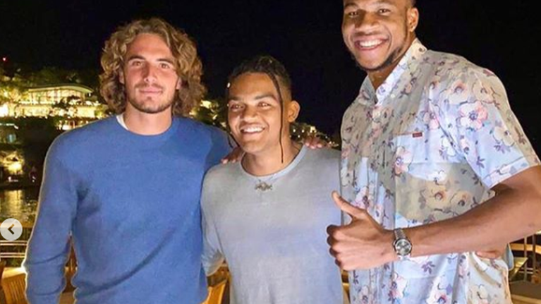 Συνάντηση... κορυφής: Για κοκτέιλ στην Αθήνα, Αντετοκούνμπο και Τσιτσιπάς - Στην παρέα και ο Καραλής [εικόνες]