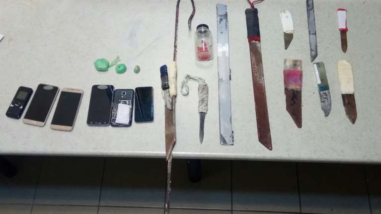 Έφοδος στις φυλακές Δομοκού: Βρέθηκαν μαχαίρια,σουβλιά και ηρωίνη