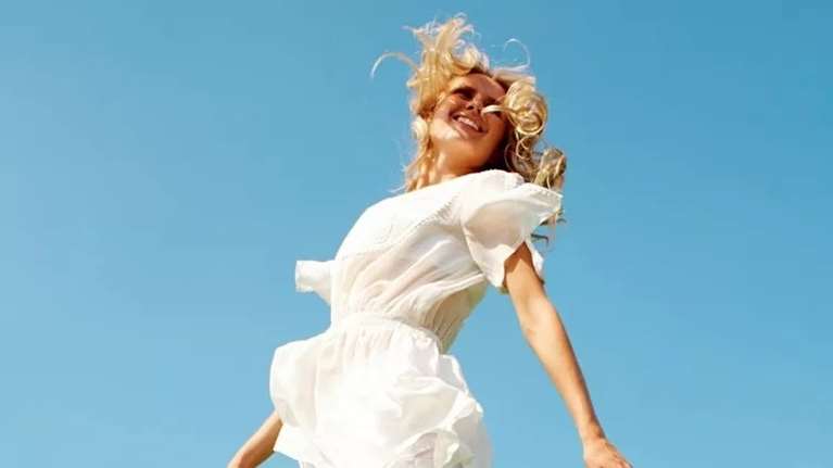 Σώσε τη διάθεσή σου με 5 αλλαγές στη διατροφή - Τι προτείνουν οι ειδικοί για την εμμηνόπαυση