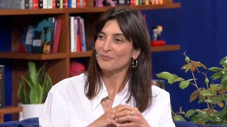 Συγκινημένη η Αντιγόνη Κουλουκάκου στον αέρα του &quot;Στούντιο 4&quot;: &quot;Είχε καρκίνο, μέσα σε 15 ημέρες έφυγε&quot;