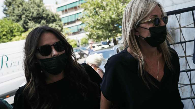 Η Μαρέβα Μητσοτάκη στο τελευταίο αντίο στον Τόλη Βοσκόπουλο