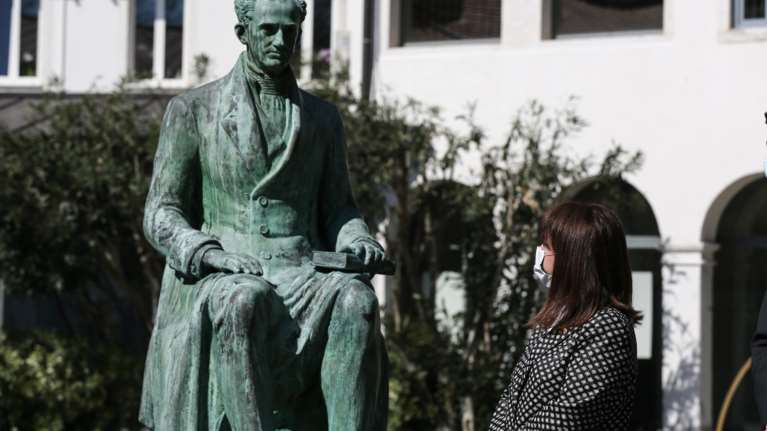 Κόπερ: Επίσκεψη Σακελλαροπούλου στην πόλη από την οποία κατάγεται η οικογένεια του Ιωάννη Καποδίστρια