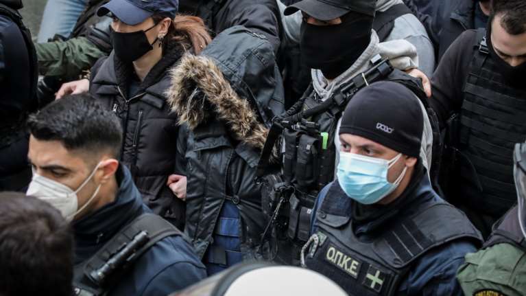 Ρούλα Πισπιρίγκου: Μεγάλα διεθνή ΜΜΕ ασχολούνται με τη σύλληψή της- Τι γράφουν οι ξένοι δημοσιογράφοι