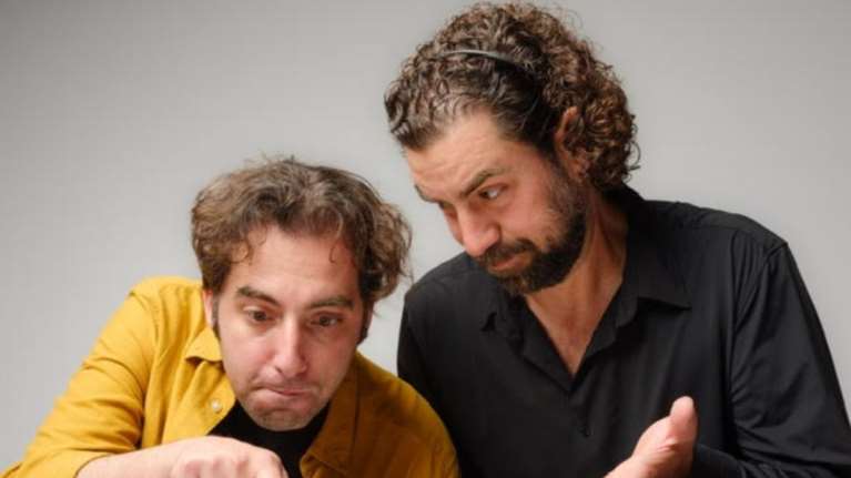 Φουαγιέ: Στο θέατρο Μικρό Γκλόρια 8-30 Μαΐου