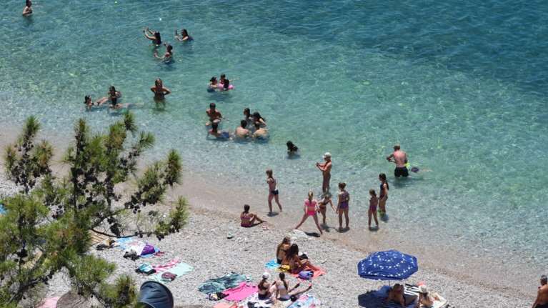 Καιρός: Ανάσα δροσιάς ξανά από σήμερα με πτώση του θερμόμετρου - Νέο κύμα καύσωνα από την Κυριακή