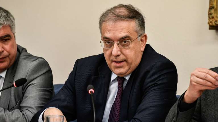 Θεοδωρικάκος: Ανοιχτό το ενδεχόμενο παράτασης στην προθεσμία δήλωσης των &quot;ξεχασμένων&quot; τετραγωνικών