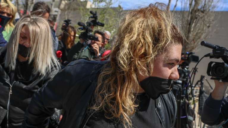 Οικογένεια Πισπιρίγκου: Πουλάνε ακίνητο στην Πάτρα - Γιατί η μητέρα και η αδελφή σταμάτησαν να πηγαίνουν στον Κορυδαλλό