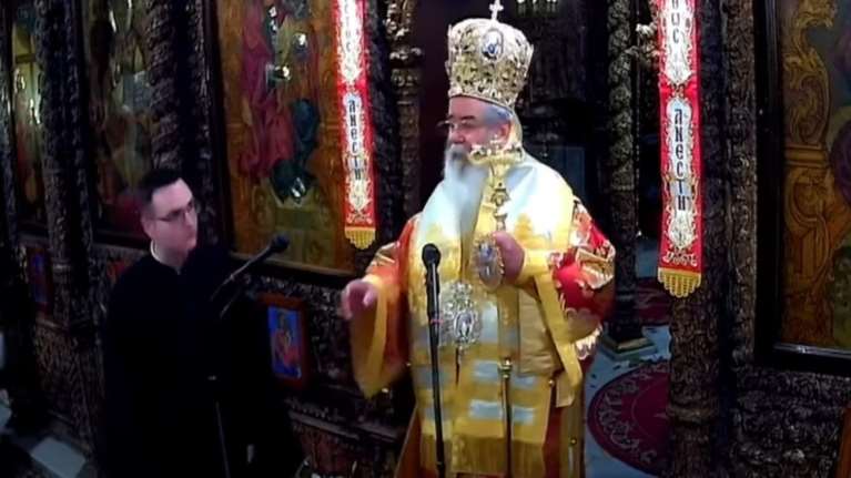 Nέο χτύπημα από τον Μητροπολίτη Κοζάνης την Ανάσταση: Υποκατάστατα του διαβόλου τα σκουλαρίκια και τα τατουάζ