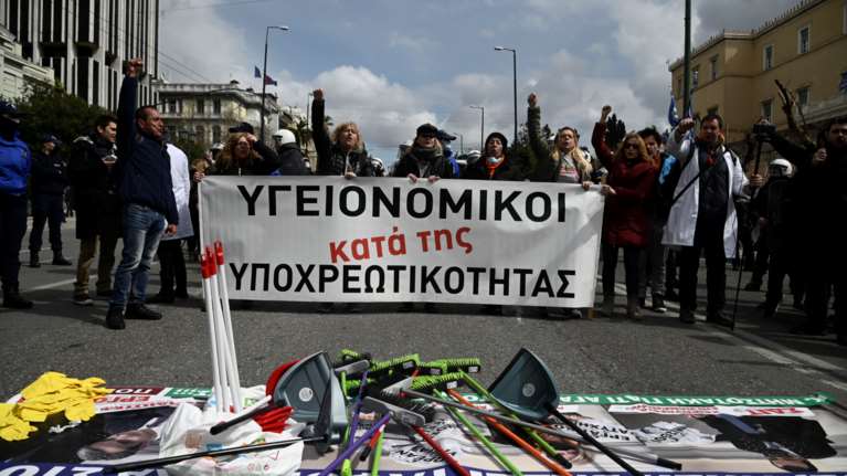 ΠΟΕΔΗΝ: 24ωρη απεργία στην περιφέρεια και στάση εργασίας στην Αττική