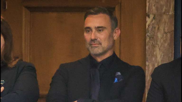 &quot;Σήμερα κλαίω από το πρωί&quot;: Κατέρρευσε από συγκίνηση ο Γιώργος Καπουτζίδης - Το &quot;ευχαριστώ&quot; στους γονείς του