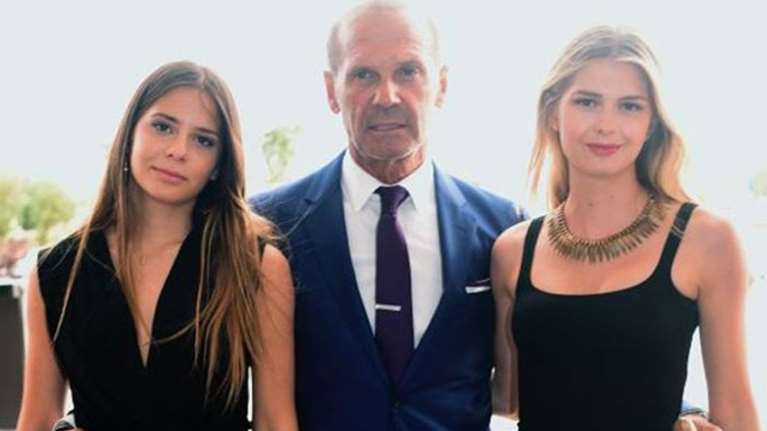 Η ζωή της Αμαλίας Κωστοπούλου στο Λος Άντζελες: Η βόλτα στη θάλασσα με καλή παρέα