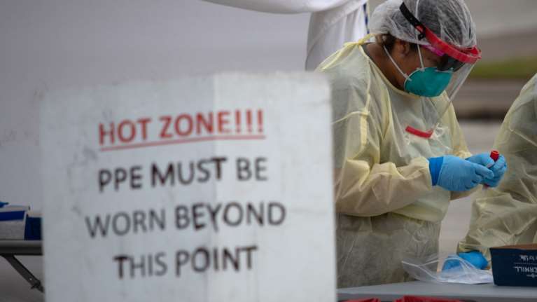 Κορονοϊός: Αυστηρά μέτρα στις ΗΠΑ για την Ημέρα των Ευχαριστιών