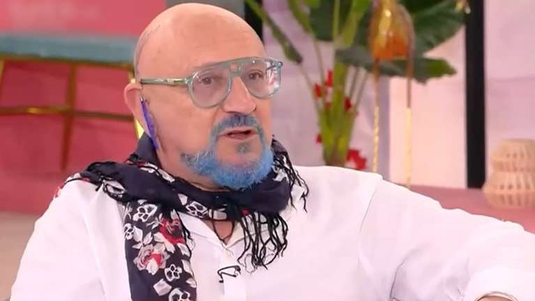 Έξαλλος ο Δημήτρης Αρβανίτης στο "Open Weekend": "Είναι σκουπίδια, δύο ηλίθιοι και αμόρφωτοι"