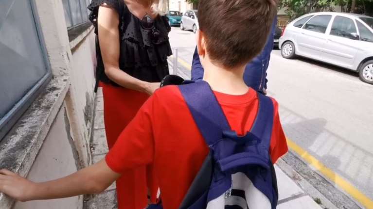 Ραγίζει καρδιές ο συμμαθητής της 10χρονης: Αμα με ακούς, όλοι οι φίλοι σου σε ψάχνουμε και σε αγαπάμε