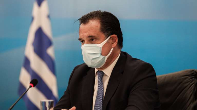 Ξέσπασε κόντρα Άδωνι - Σύψα για τις μάσκες: Καμία απόφαση χωρίς να ερωτηθεί η Επιτροπή