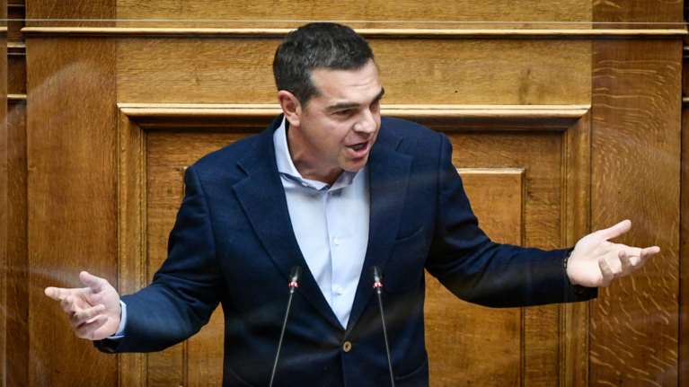 Τσίπρας: Ο κ. Κουρτς μπροστά στον κ. Μητσοτάκη, φαντάζει μάλλον ως &quot;αρσακειάδα&quot;