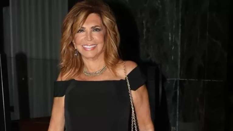 Μιμή Ντενίση: Chic στο δείπνο της Ιταλίδας influencer Κιάρα Φεράνι στο κέντρο της Αθήνας