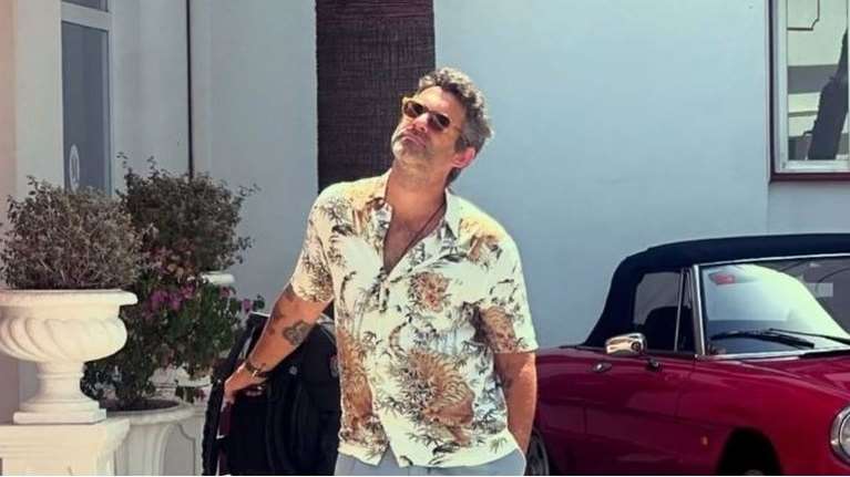 Φίλιππος Μιχόπουλος: &quot;Δεν επιθυμώ τη δημοσίευση κοινών φωτογραφιών με την Αθηνά Οικονομάκου, ούτε pixel ή κολάζ&quot;