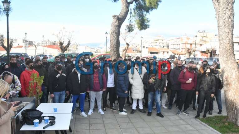 Κορονοϊός - Πάτρα: Διαμαρτυρία μετά.... μουσικής στα Ψηλαλώνια από DJs για τα μέτρα