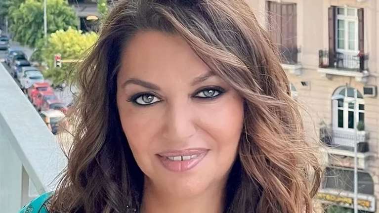 Η Καίτη Γαρμπή όπως δεν την έχουμε ξαναδεί: Η μίνιμαλ εμφάνιση που μας &quot;έπιασε&quot; απροετοίμαστους