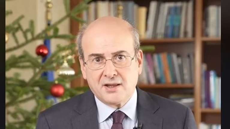 Χατζηδάκης: Οι εννέα αλλαγές που θα κάνουν καλύτερη τη ζωή των Ελλήνων το 2025 - Τι είπε για μισθούς και τράπεζες