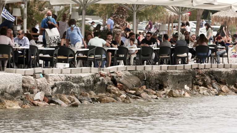 Λύματα: Ο κορονοϊός δείχνει να &quot;υποχωρεί&quot; στις περισσότερες περιοχές της χώρας - Πού αυξήθηκε το ιικό φορτίο