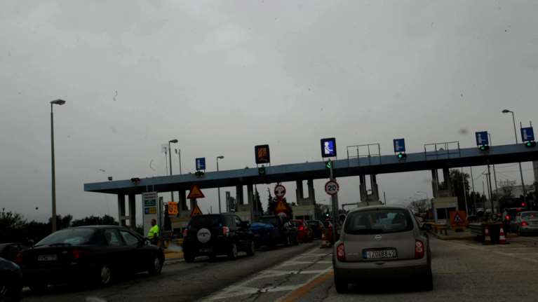 Πάτρα: Ο Διευθυντής της Ασφάλειας και όσοι αστυνομικοί ήταν σε υπηρεσία καταδίωξαν οδηγό που δεν πλήρωσε διόδια