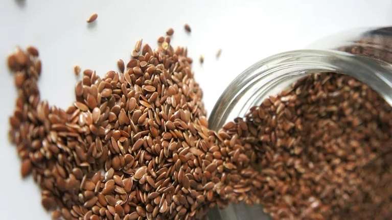 Λιναρόσπορος: Η επικίνδυνη ένωση που περιέχει και πώς να τον καταναλώσεις με ασφάλεια