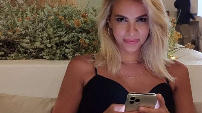 Πάρτι-έκπληξη για την Τζένη Μελιτά λίγο πριν τον γάμο της - Τι της ετοίμασαν [εικόνες]