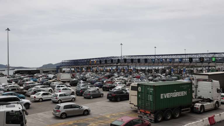 Άρχισε η έξοδος των εκδρομέων για την Καθαρά Δευτέρα: Αυξημένη κίνηση σε ΚΤΕΛ και λιμάνια