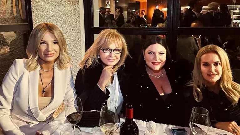 Σκορδά, Νικολούλη, Μπάρκα και Μπεκατώρου για φαγητό στο πιο πολυσυζητημένο εστιατόριο της Αθήνας