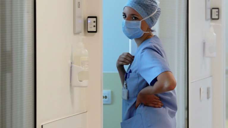 Κορονοϊός: Πληθαίνουν τα περιστατικά επαναμόλυνσης - Δύο νέα κρούσματα σε Ολλανδία και Βέλγιο