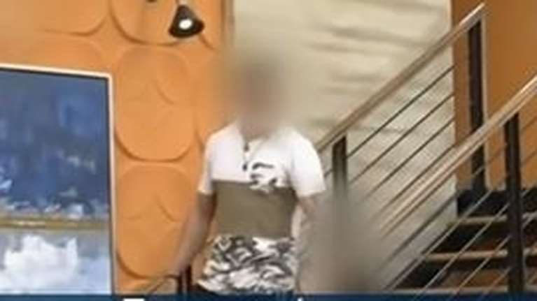 Σύλληψη γνωστού παίκτη ριάλιτι: "Είναι άριστος, οικογενειάρχης, από οικογένεια", λέει η μητέρα του