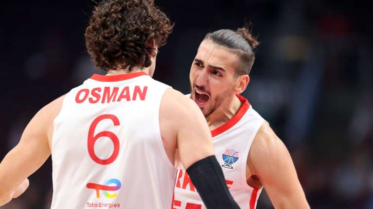 Eurobasket 2025: Η Τουρκία του Αταμάν στους &quot;4&quot; μετά από 24 χρόνια - 91-77 την Πολωνία