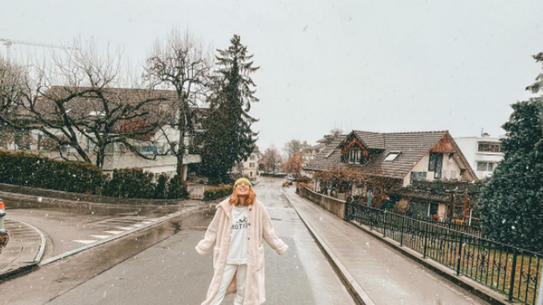 Με πυτζάμες σε σούπερ μάρκετ στη Ζυρίχη η Μαρία Ηλιάκη: Η αντίδραση του συντρόφου της [Βίντεο]