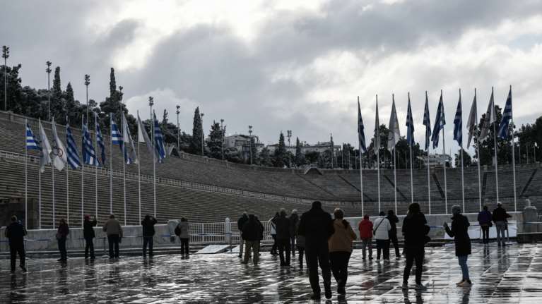 Αυθεντικός Μαραθώνιος της Αθήνας: Πώς θα κινηθείτε το διήμερο - Ποιοι δρόμοι κλείνουν - Πώς θα γίνουν τα δρομολόγια στα μέσα μεταφοράς