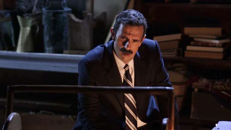 &quot;Άγριες Μέλισσες&quot;: Ο γάμος, το μακελειό και η καυτή αποκάλυψη - Καθηλώνουν τα νέα επεισόδια