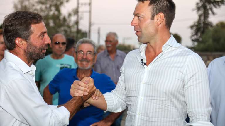 Το δήθεν &quot;ραντεβού&quot; στο Μαϊάμι Τσίπρα- Κασσελάκη και το δαχτυλίδι της διαδοχής- Η απάντηση Καρτερού στα απίθανα σενάρια