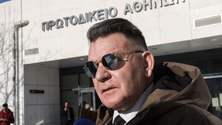 Ο Κούγιας τα βάζει... και με τον Φοίβο Δεληβοριά: Δεν τον γνωρίζω και δεν ξέρω το ποινικό του μητρώο