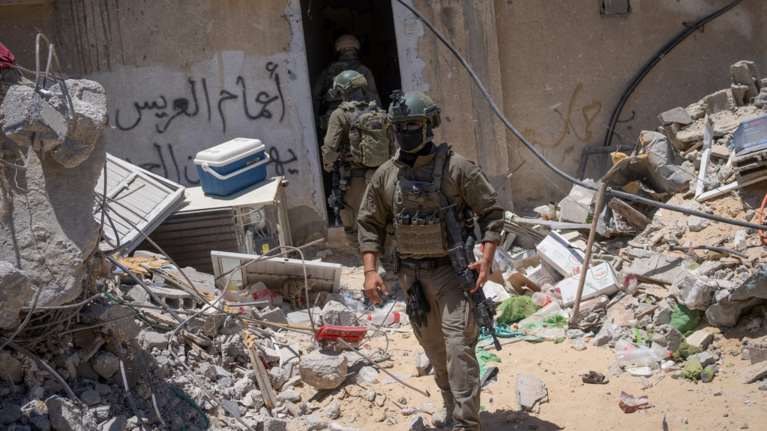 Η Διεθνής Αμνηστία καλεί την EE να προχωρήσει στην επιβολή εμπάργκο όπλων στο Ισραήλ