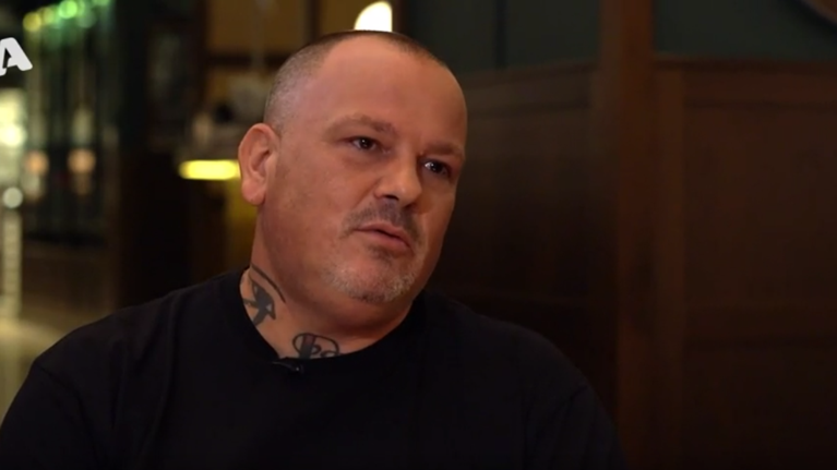 Δημήτρης Σκαρμούτσος: &quot;Την περίοδο της εξάρτησής μου έπιασα πάτο και έχασα τα πάντα&quot;