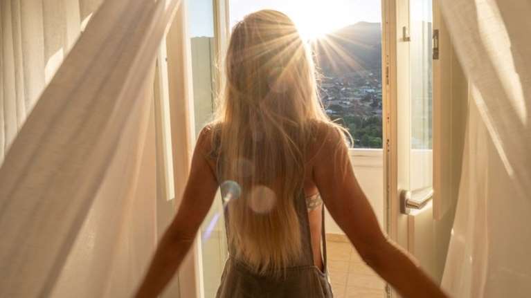 Αντηλιακά: 4+1 μύθοι που έχουν καταρριφθεί - Πόσο μας προστατεύουν τελικά