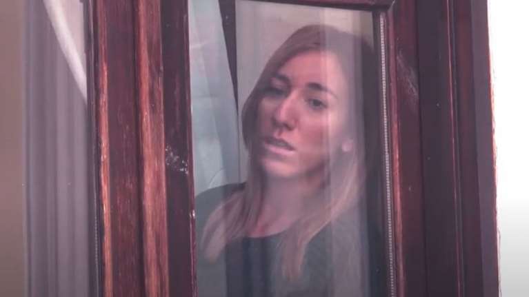 Οι "κουρασμένες γυναίκες": Το τραγούδι από την Κοζάνη για τις κακοποιημένες γυναίκες [βίντεο]