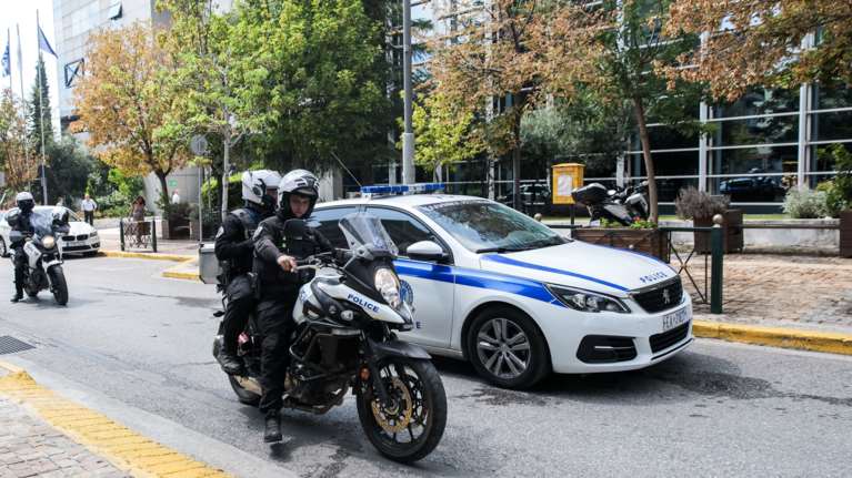 Τρίτο τηλεφώνημα για βόμβα μέσα σε μια μέρα: Απειλή για κτίριο της Εθνικής Βιβλιοθήκης