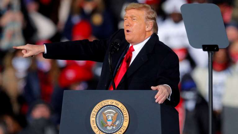 ΗΠΑ: Το τερμάτισε πάλι ο Τραμπ - Είπε ότι την εισβολή στο Καπιτώλιο την έκαναν "αντιφασίστες"