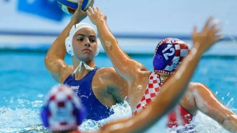 Ελλάδα-Ιταλία 12-9: Ελληνίδες γοργόνες στον τελικό του ευρωπαϊκού!