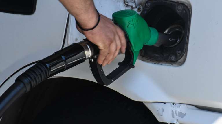 Μέτρα στήριξης για τα καύσιμα: Πότε θα γίνουν ανακοινώσεις - Τι λέει ο Αδωνις Γεωργιάδης