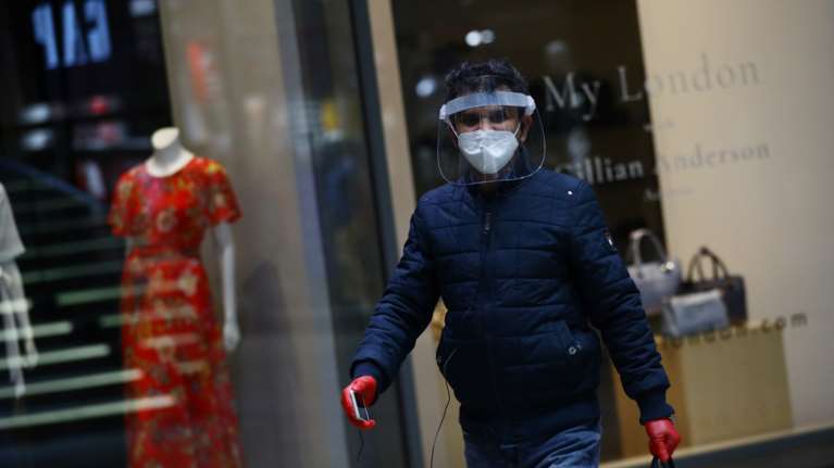 Βρετανία: 697 νεκροί σε ένα 24ωρο - Τι φοβούνται οι επιστήμονες