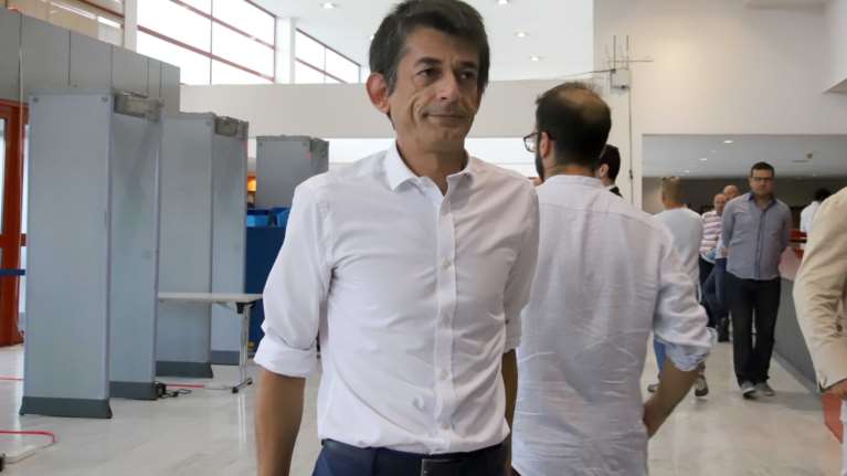 O Καρανίκας τα βάζει με τον Τσίπρα: Αλέξη πάμε, ή θα στηρίξεις τον ΣΥΡΙΖΑ ή θα καταλήξεις ομαδάρχης ομάδας κολάκων